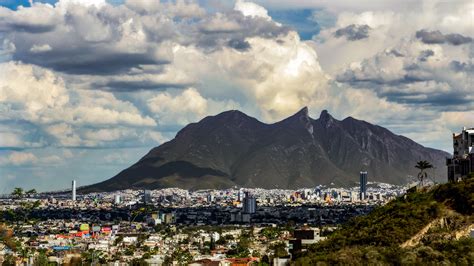 El Cerro De La Silla - El magestuoso Cerro de la silla Monterrey NL México ..., Sólo se puede ...