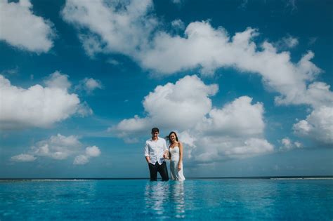 Aidy & Reem Maldives Wedding | Kate Drennan Photography | Maldives wedding, Underwater wedding ...