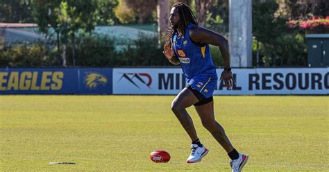 Nic Naitanui injury update