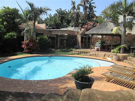 BEACHFRONT CABANAS - Prices & Guest house Reviews (Durban, South Africa) - Tripadvisor