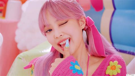 BlackPink's Cute Jennie in 'Ice Cream' M/V (The Album) 4K wallpaper download