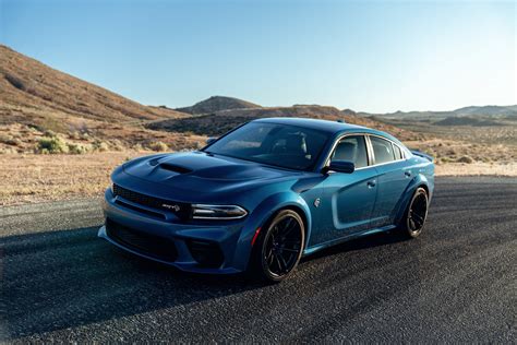 2020 Dodge Charger Hellcat Widebody Gets Full-Width Front Lights, Looks Amazing - autoevolution