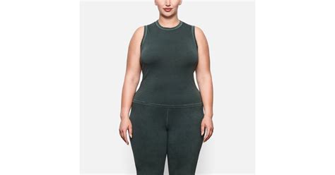 Skims Outdoor Basics Crew Neck Tank | Skims Outdoor Basics Collection | POPSUGAR Fashion UK Photo 6