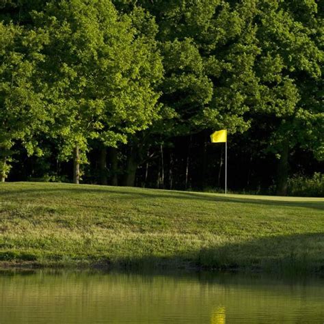 Hersham Golf Club in Hersham, Elmbridge, England | GolfPass