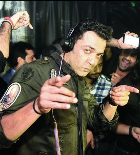 UMM: DJ Bobby Deol played 'Gupt' songs at a Delhi club; angry crowd wants its money back!