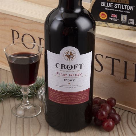 Classic Port & Stilton Gift | Port and Stilton Cheese