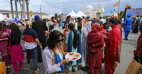 Thousands gather for Vaisakhi celebrations in Victoria - Victoria Times ...