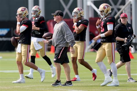 49ers depth chart: How offense looks with quarterback riches