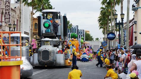 Universal's Superstar Parade at Universal Studios Florida