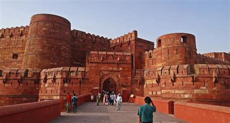 The Red Fort (Lal Kila) is located in the Shahjahana Baad of Delhi. Now Shahjahan Baad is known ...