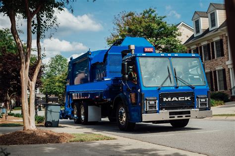 Mack Trucks Highlighting 2017 Powertrain at WasteExpo 2016 | OEM Off-Highway