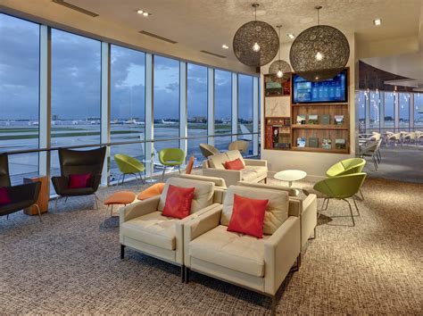 Full List of Airport Lounges at Miami International Airport [MIA]