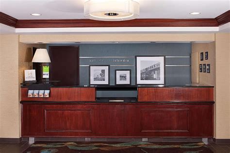 Hampton Inn Long Island / Islandia in Hauppauge (NY) - Room Deals ...