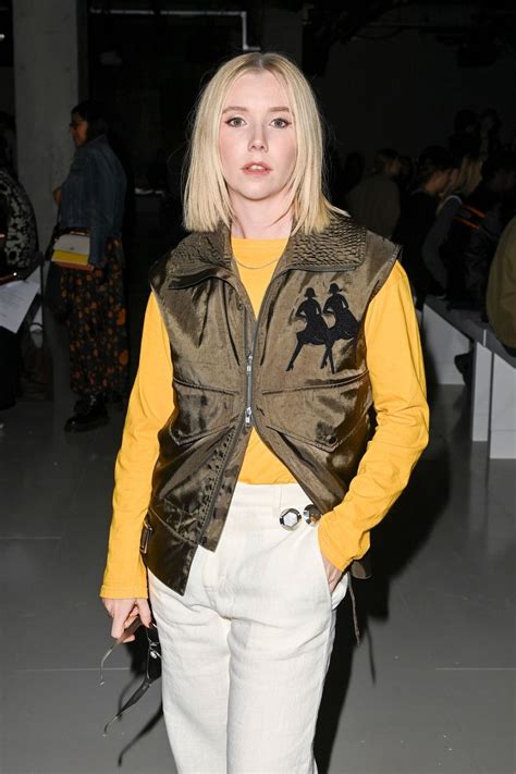 Lauren Lyle - Stefan Cooke Fashion Show at London Fashion Week 09/18/2022 • CelebMafia