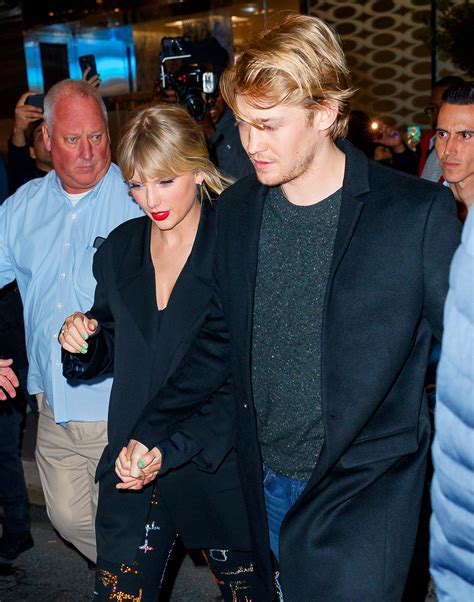 Taylor Swift and Joe Alwyn Have Reportedly Split | Vogue