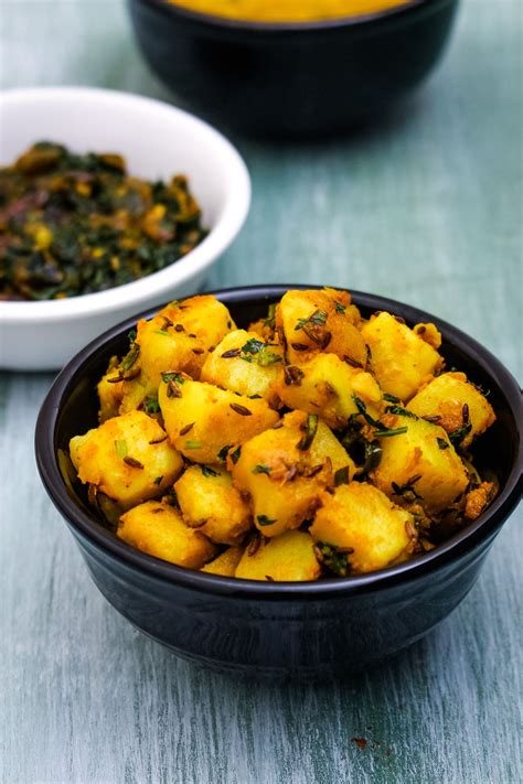 Jeera Aloo Recipe - Spice Up The Curry