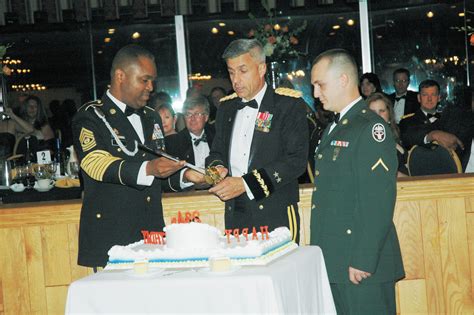 Army Ball delivers evening of splendor | Article | The United States Army