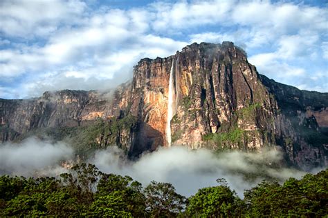 Majestic Angel Falls: HD Wallpaper of Venezuela's Stunning Waterfall