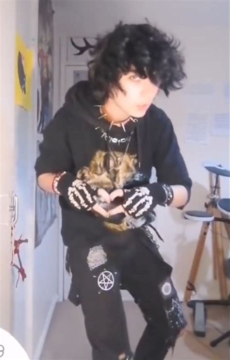 Alt boy outfit inspo🙏🖤 ️🖤 ️ | Punk outfits, Alternative outfits, Alt outfit