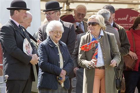 Queen Elizabeth enjoys horse show at Windsor Castle