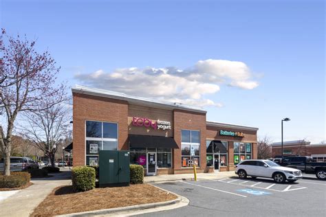 ROSEDALE SHOPPING CENTER | ShopCore Properties