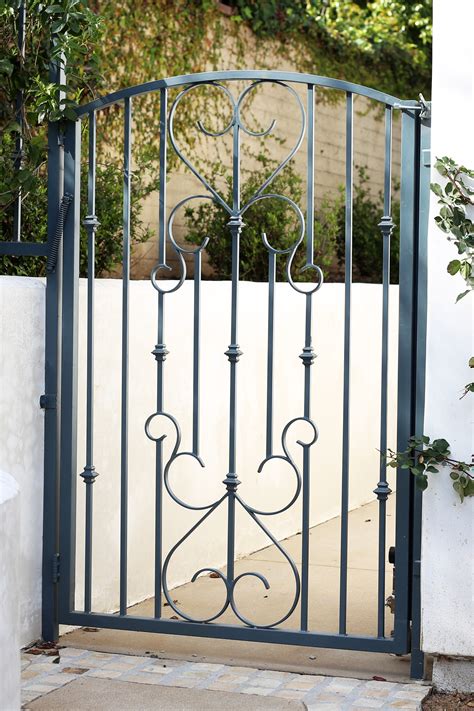 JRC Wrought Iron - Photos of Custom Iron Gates with Customized Design