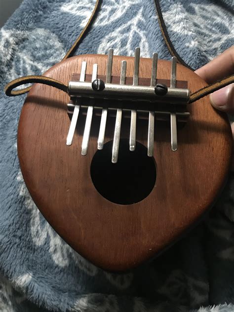 My 7 key kalimba that needs tuning : r/kalimba