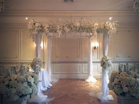 Bridal Bouquets & Wedding Flowers NYC-Columbia Midtown Florist