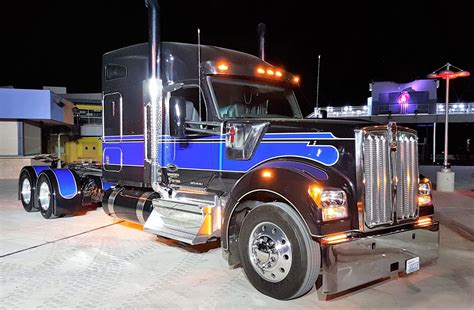 DIECIOCHO RUEDAS: NUEVO KENWORTH W 990… LA EVOLUCIÓN DEL W 900.. FUE ...