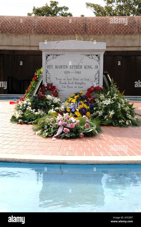 Martin Luther King Jr tomb King Center Atlanta GA 2006 Robin Nelson Stock Photo - Alamy