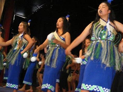 school kapa haka - Google Search | Kapa Haka Costumes | School, Maori, Costumes