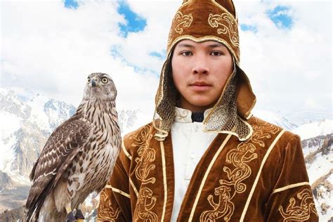 Kazakhstani Falconer | People of the world, World cultures, Mongolia