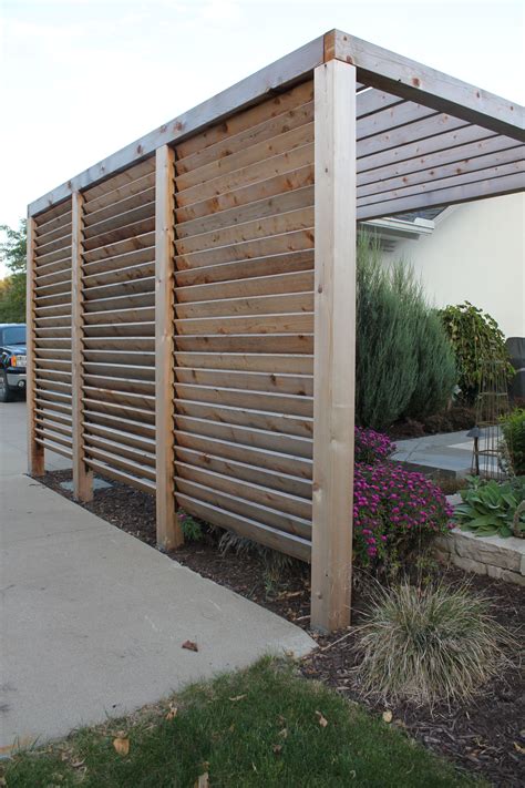 Louvered Garden Privacy Wall