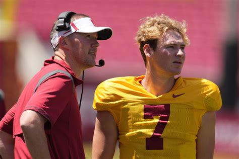 Miller Moss talks about 'strange hand' he's been dealt at USC behind ...