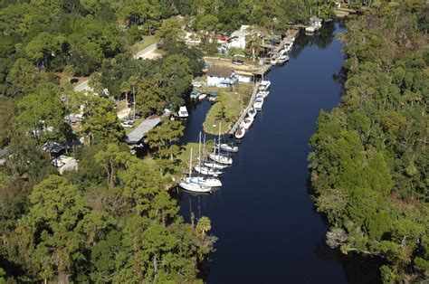 B's Marina & Campground in Yankeetown, FL, United States - Marina ...