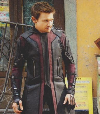 New Look of Hawkeye in Avengers: Age Of Ultron - The Avengers Photo ...