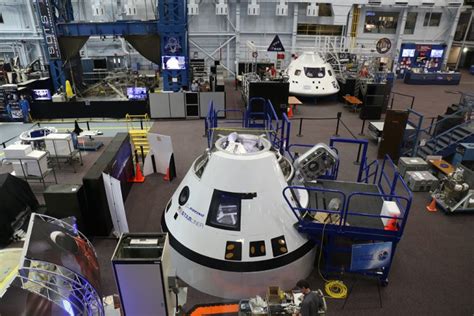 NASA Tram Tours - Space Center Houston