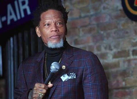 Mo'Nique Feuds With D.L. Hughley Over Stand-Up Performance Contract - uInterview