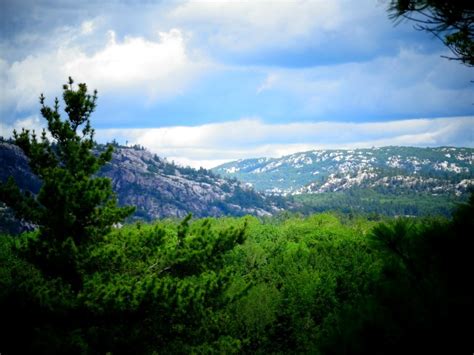 Hiking Granite Ridge Trail in Killarney Park * The World As I See It