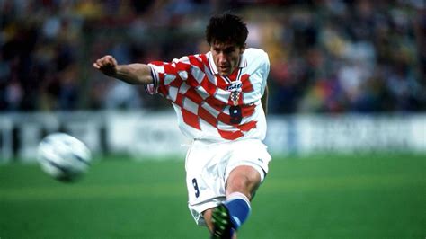 Davor Suker - Croatia | Football players, Football, Teams