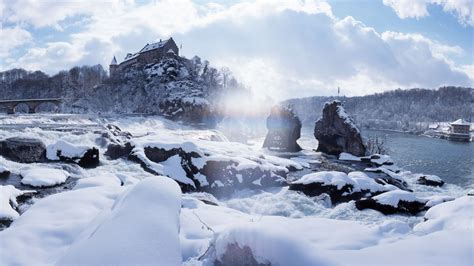 Switzerland’s waterfalls | Switzerland Tourism