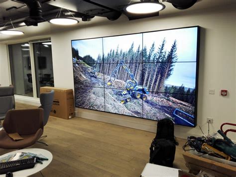 Video Wall installations, LED Panels, Samsung, LG, b-Tech, London ...