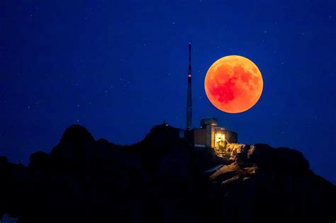 How to watch the Super Blood Wolf Moon lunar eclipse this weekend – BGR