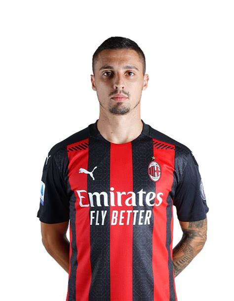 Rade Krunić: Stats and Biography | AC Milan in 2021 | Ac milan, Milan, One team