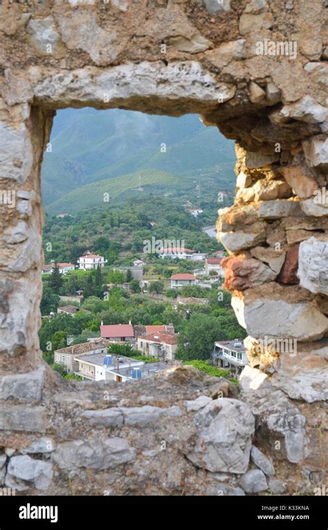 Ruins of Himara castle in Albania Stock Photo - Alamy