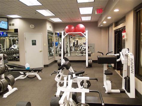 Crowne Plaza Executive Center Baton Rouge, an IHG Hotel Gym: Pictures & Reviews - Tripadvisor