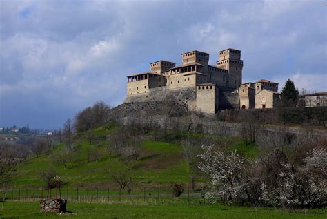 Torrechiara Castle - The castle of Torrechiara is a fourteenth century ...