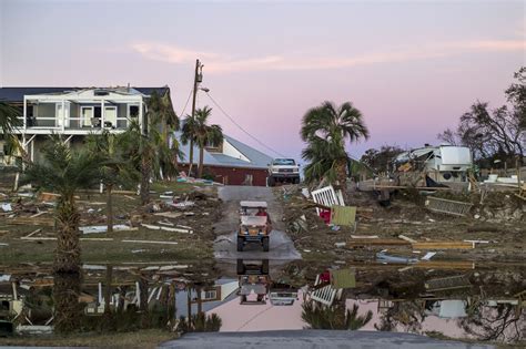 Florida Seizes on Low Rates for Hurricane Fund as Storms Start