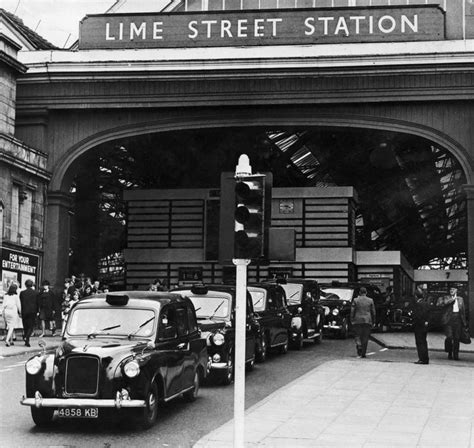 50 iconic photos that perfectly capture life in 1960s Liverpool ...