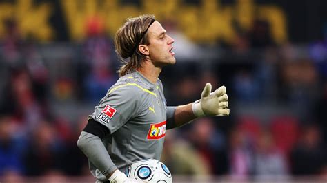 Former Germany goalkeeper Timo Hildebrand announces retirement | Football News | Sky Sports